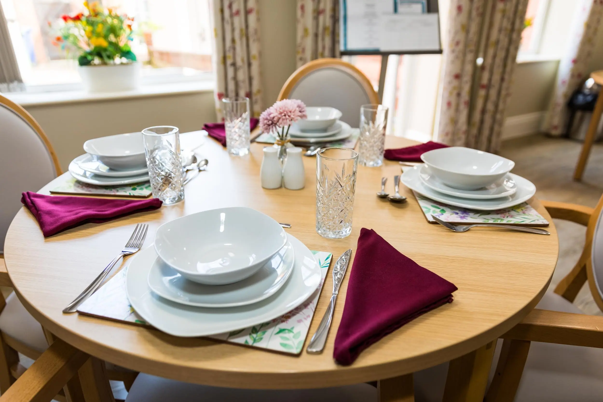 Inglewood-dining