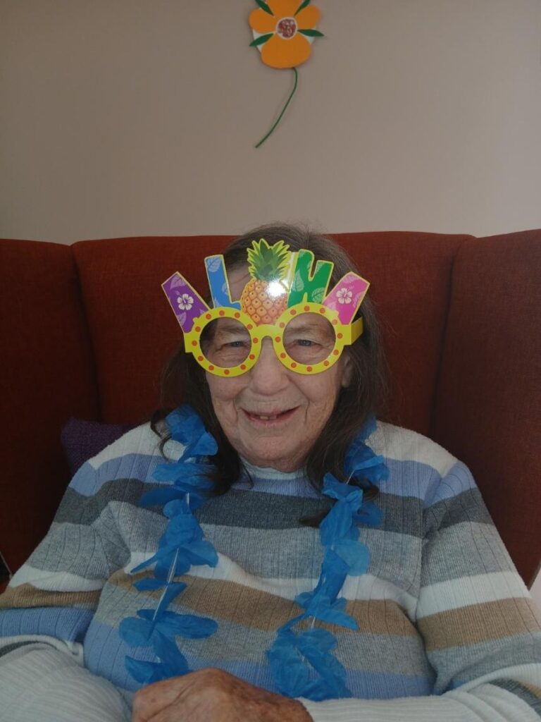 resident in aloha sunglasses